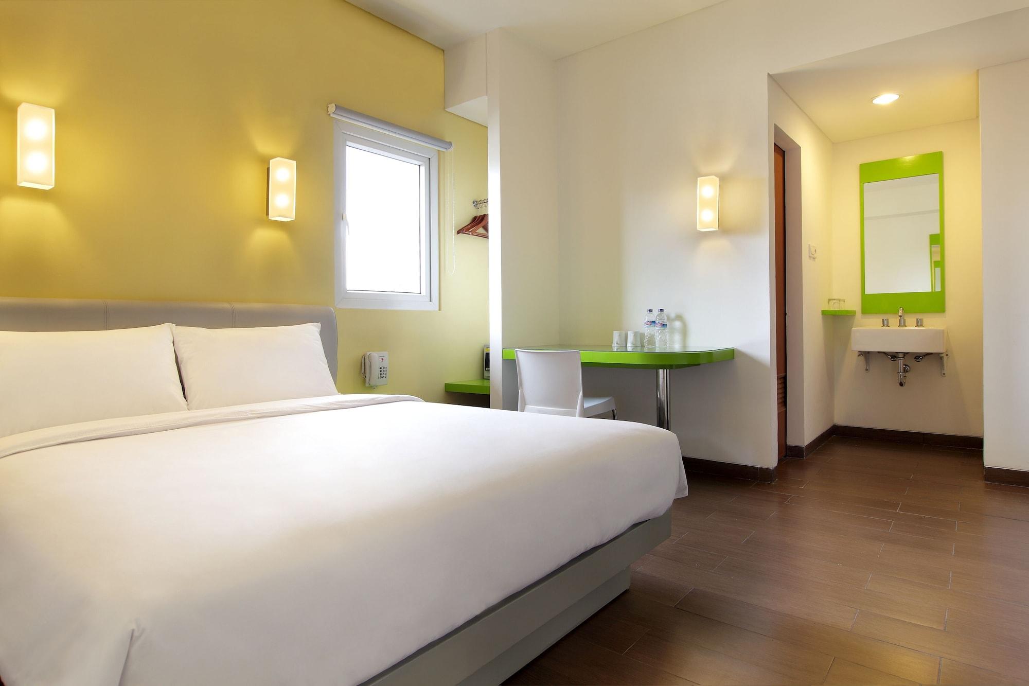 Amaris Hotel Mangga Besar Jacarta Exterior foto