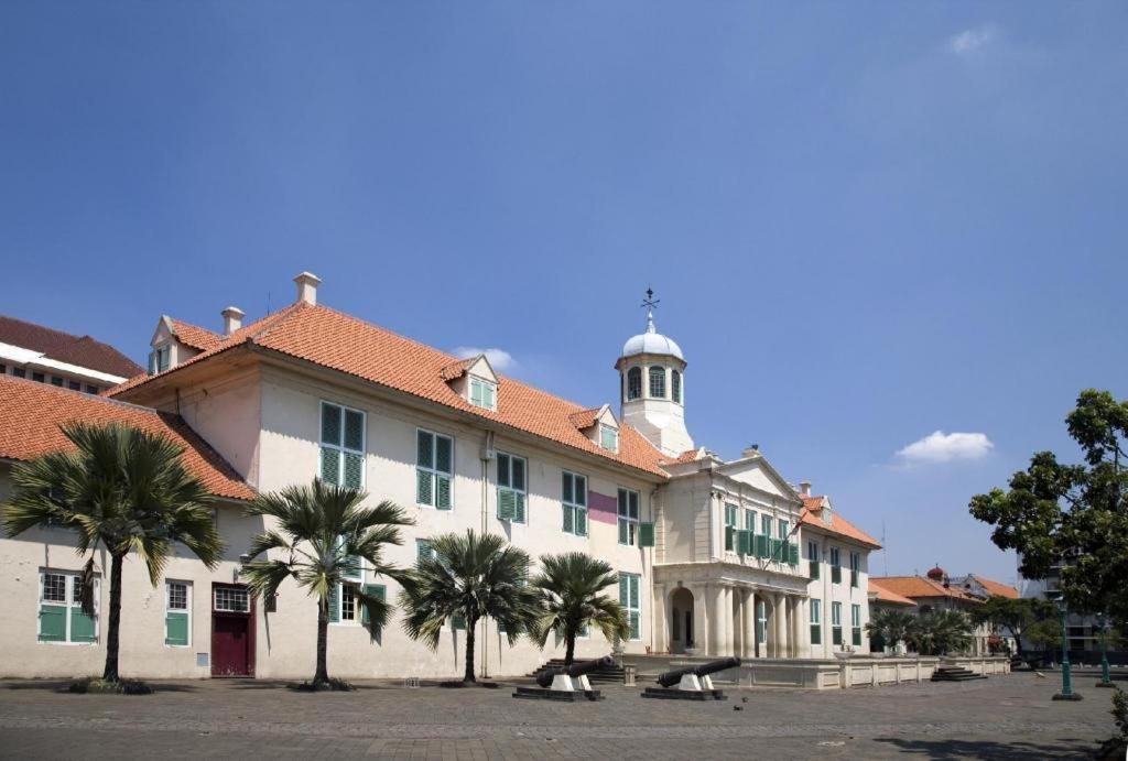 Amaris Hotel Mangga Besar Jacarta Exterior foto