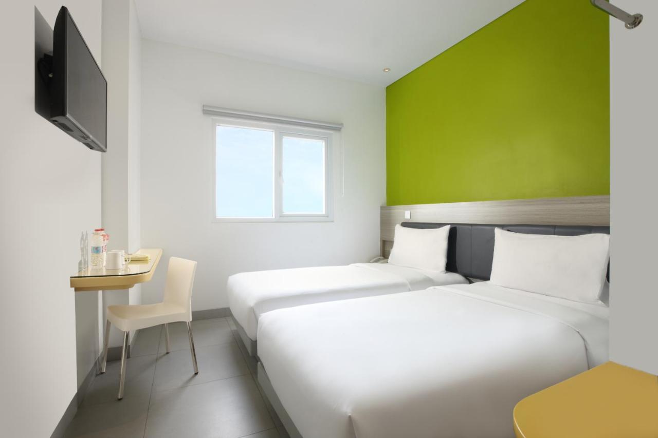 Amaris Hotel Mangga Besar Jacarta Exterior foto